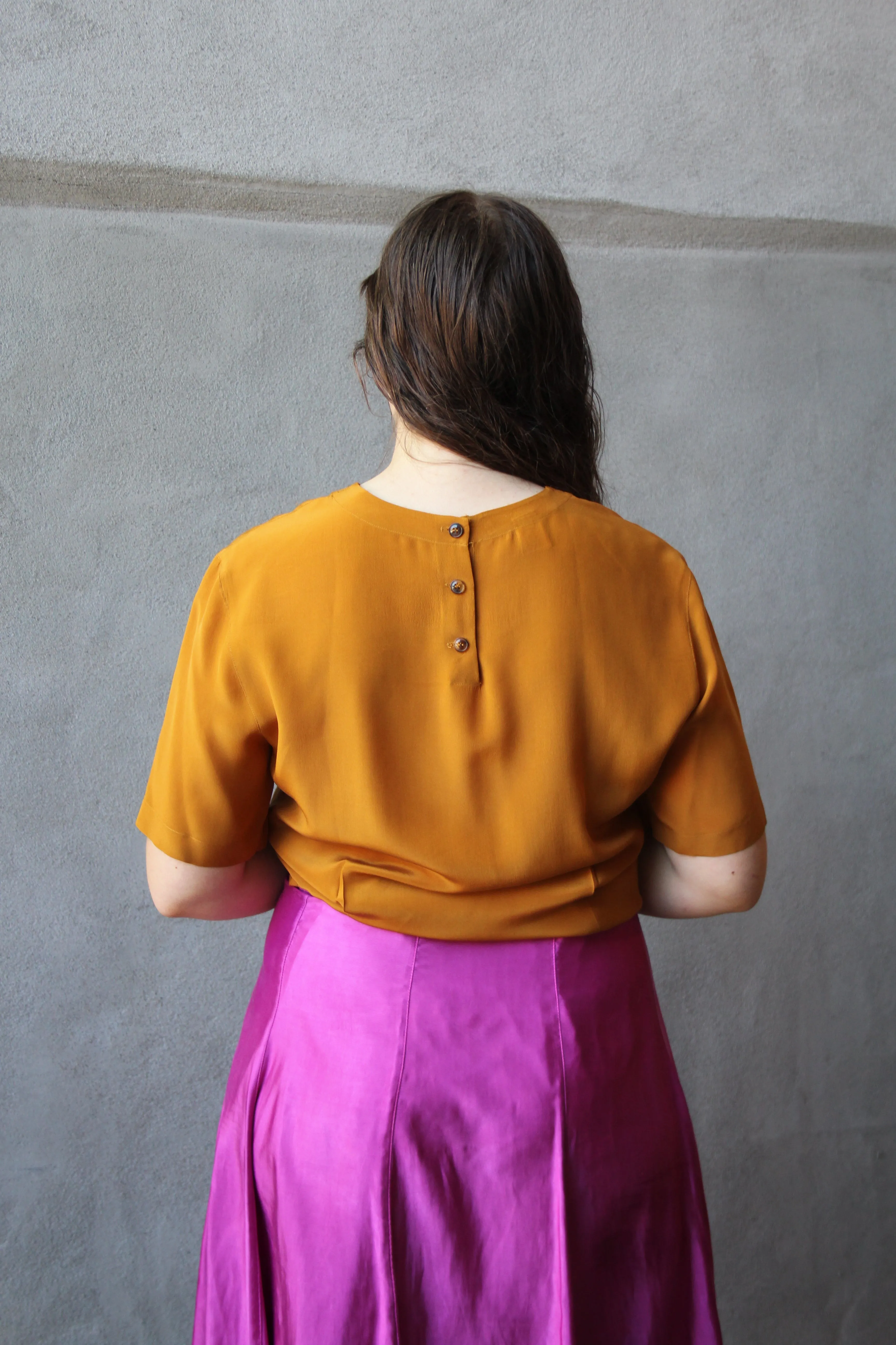 80s JNY 100% Silk Burnt Orange Tee - M