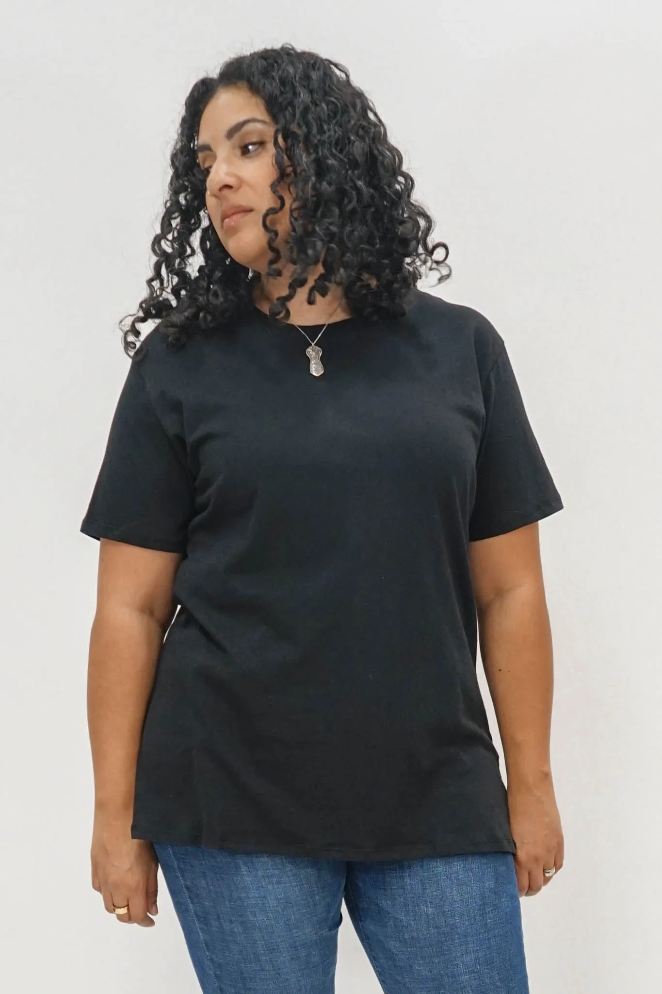 Basic Cotton Boyfriend Tee in Black