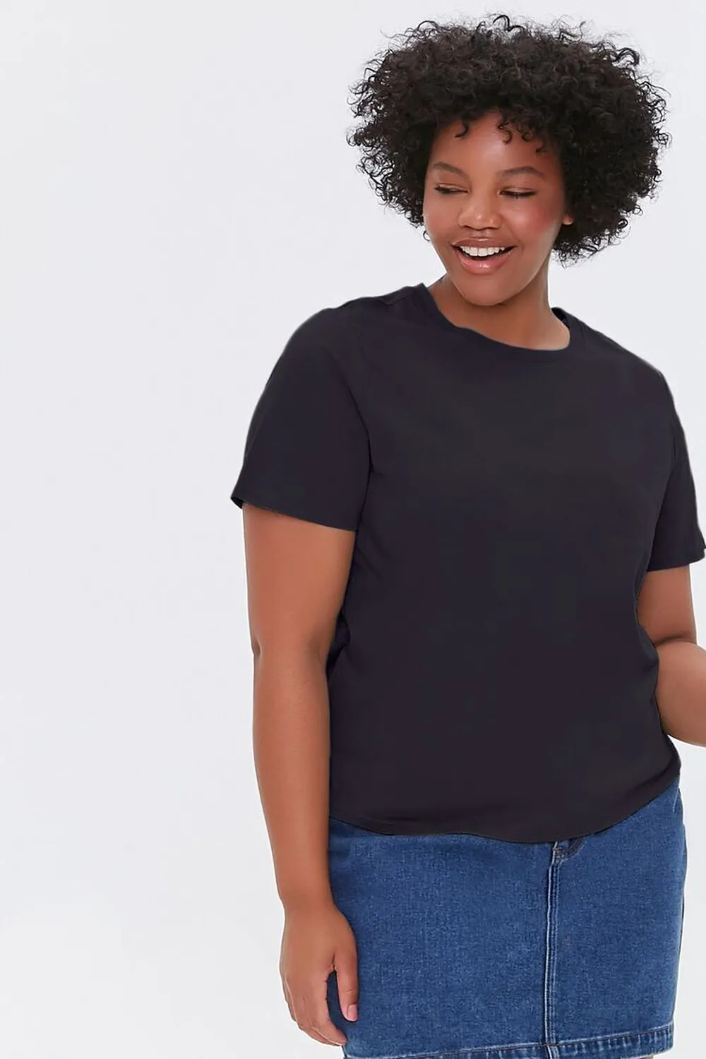 Basic Cotton Boyfriend Tee in Black