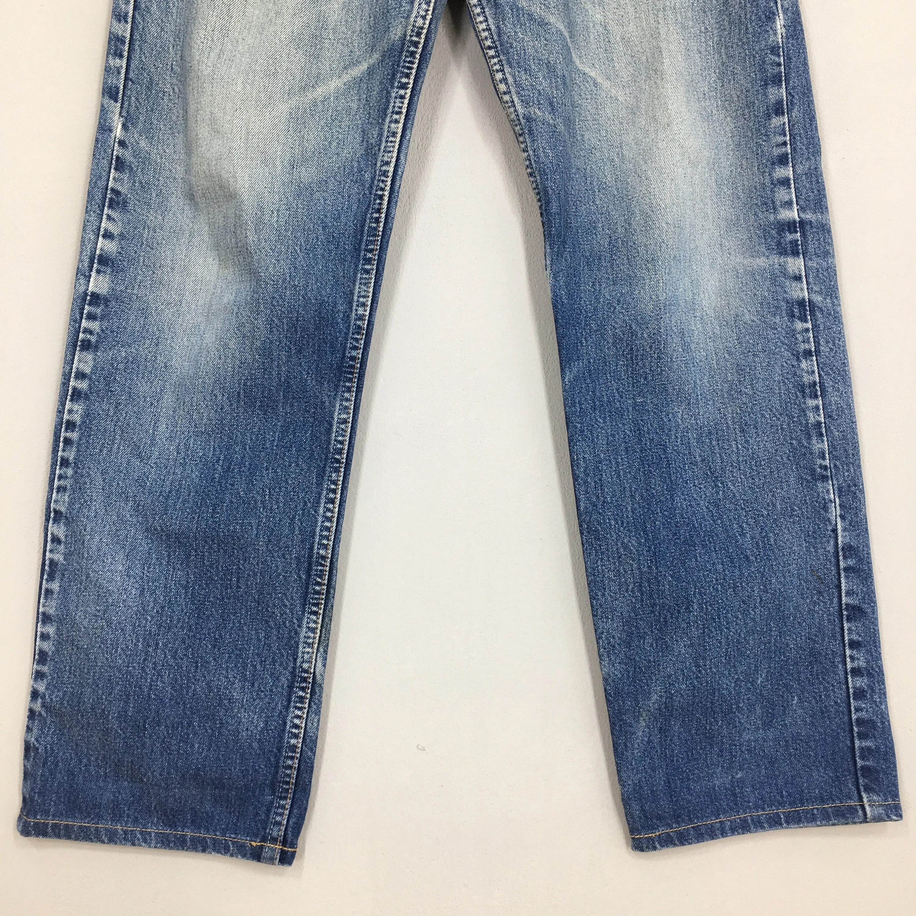 Levi's 615 Relaxed Fit Zipper Jeans Size 32x30.5