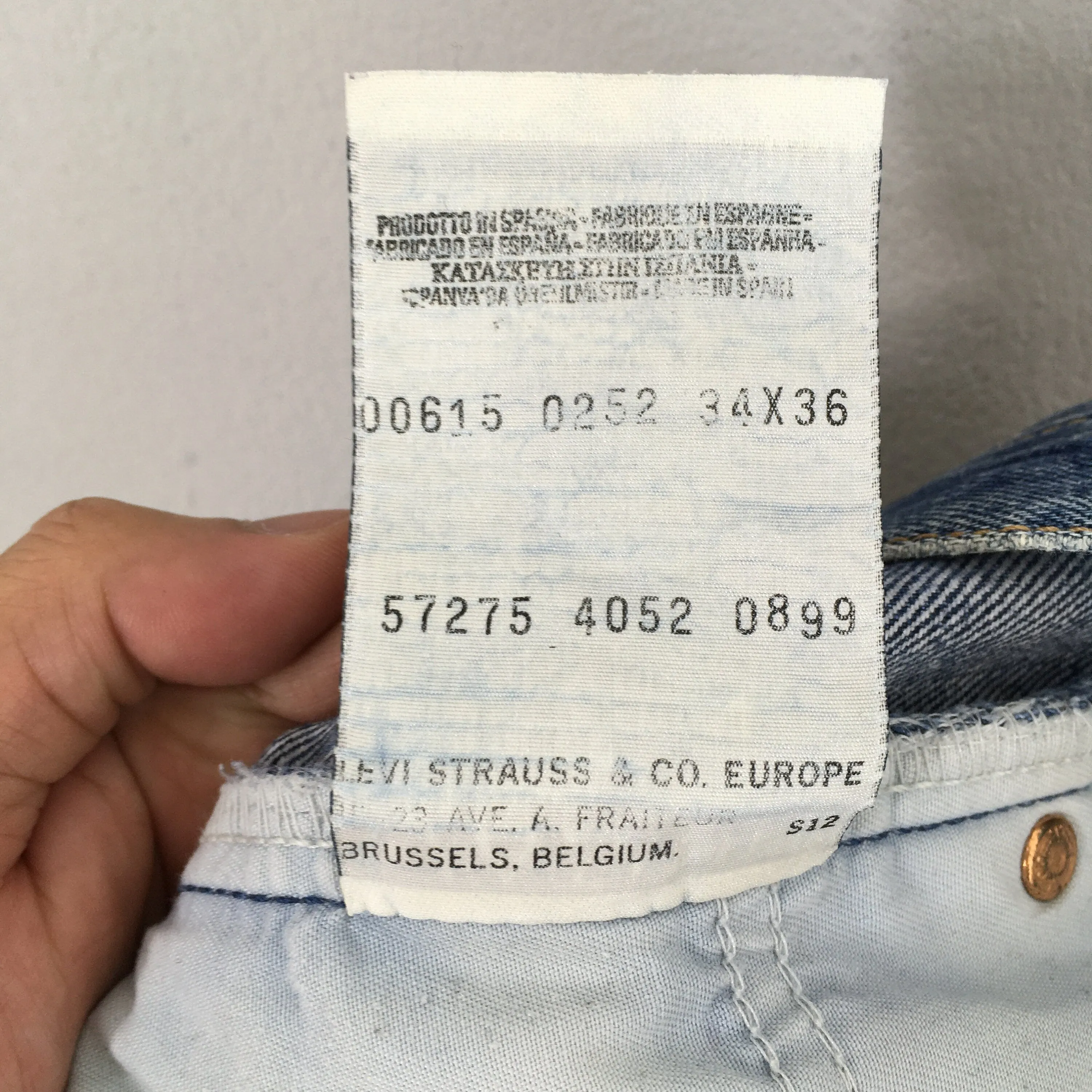 Levi's 615 Relaxed Fit Zipper Jeans Size 32x30.5