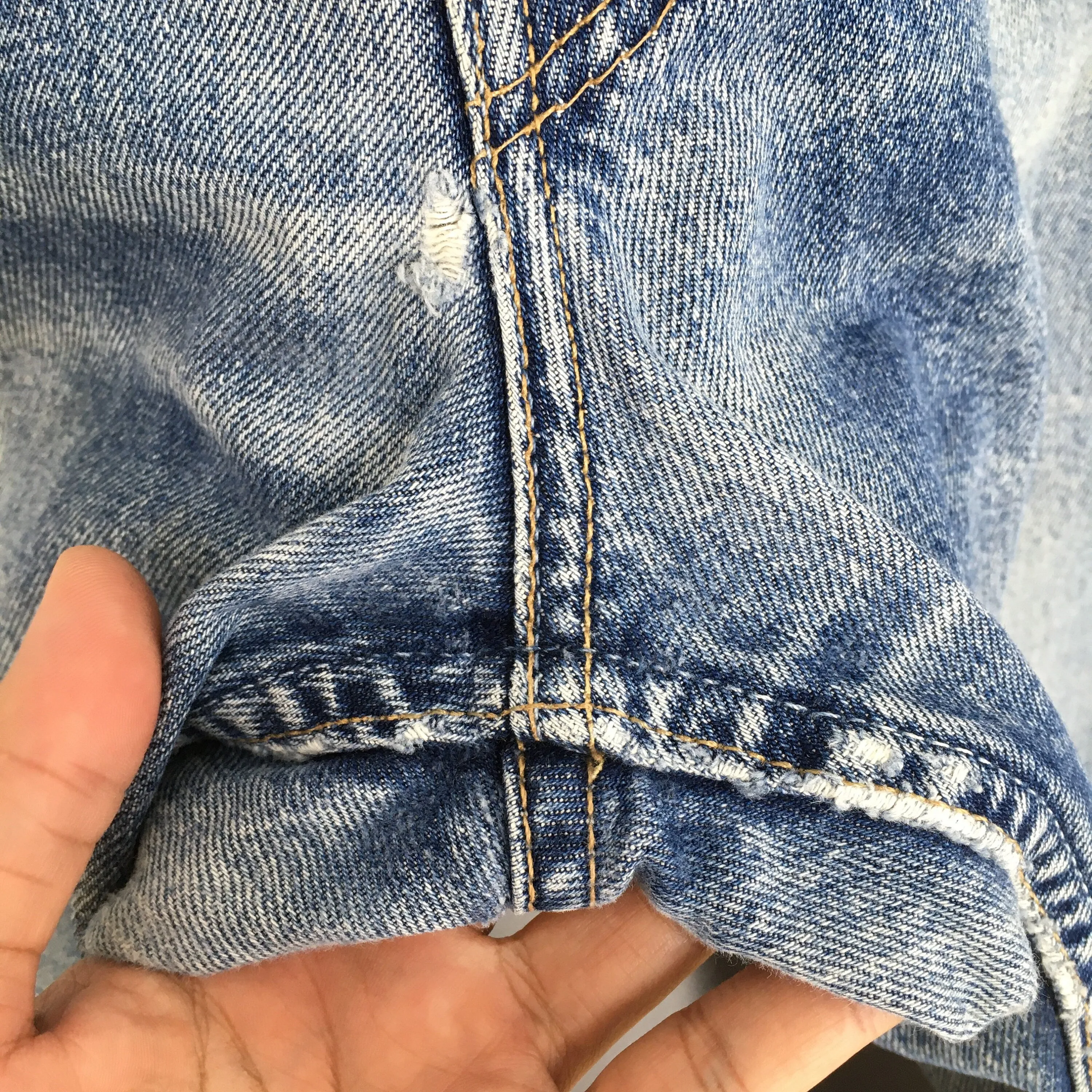 Levi's 615 Relaxed Fit Zipper Jeans Size 32x30.5