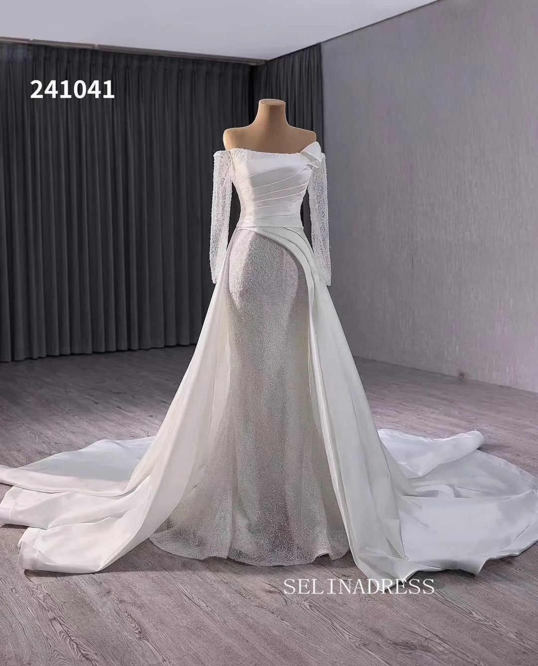 Luxury Mermaid Long Sleeve Wedding Dress Strapless Beaded Bridal Gowns 241041