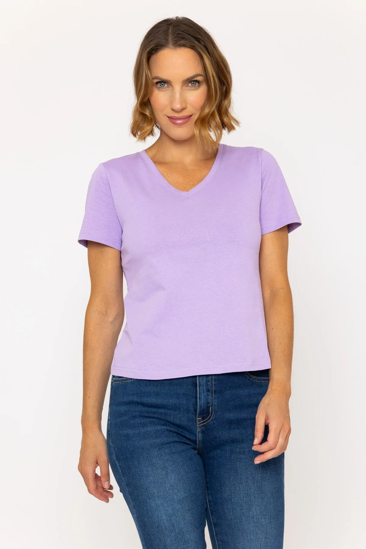 Short Sleeve V-Neck Tee in Purple