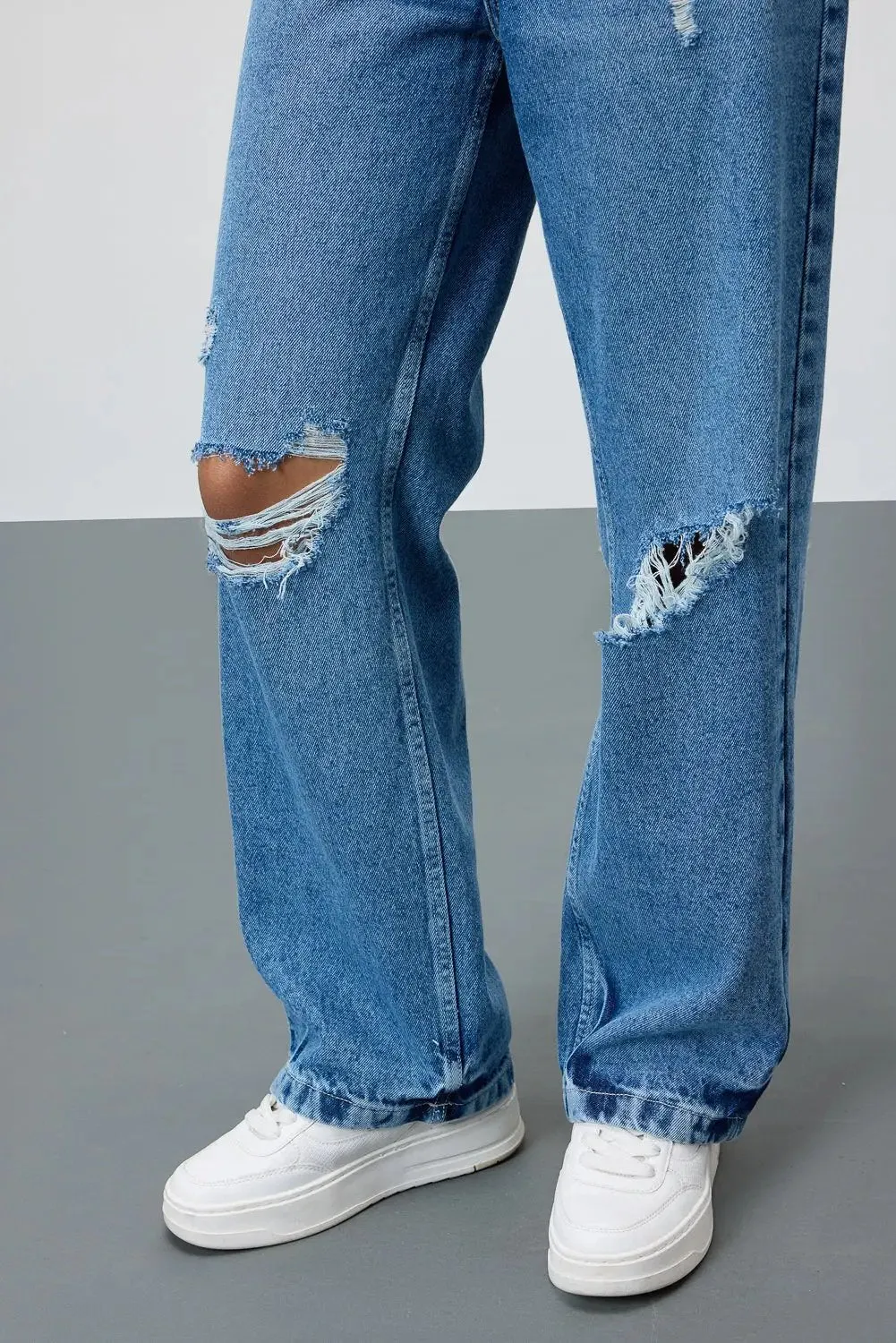 Tranquil Blue Distressed Curve Straight Fit Jeans